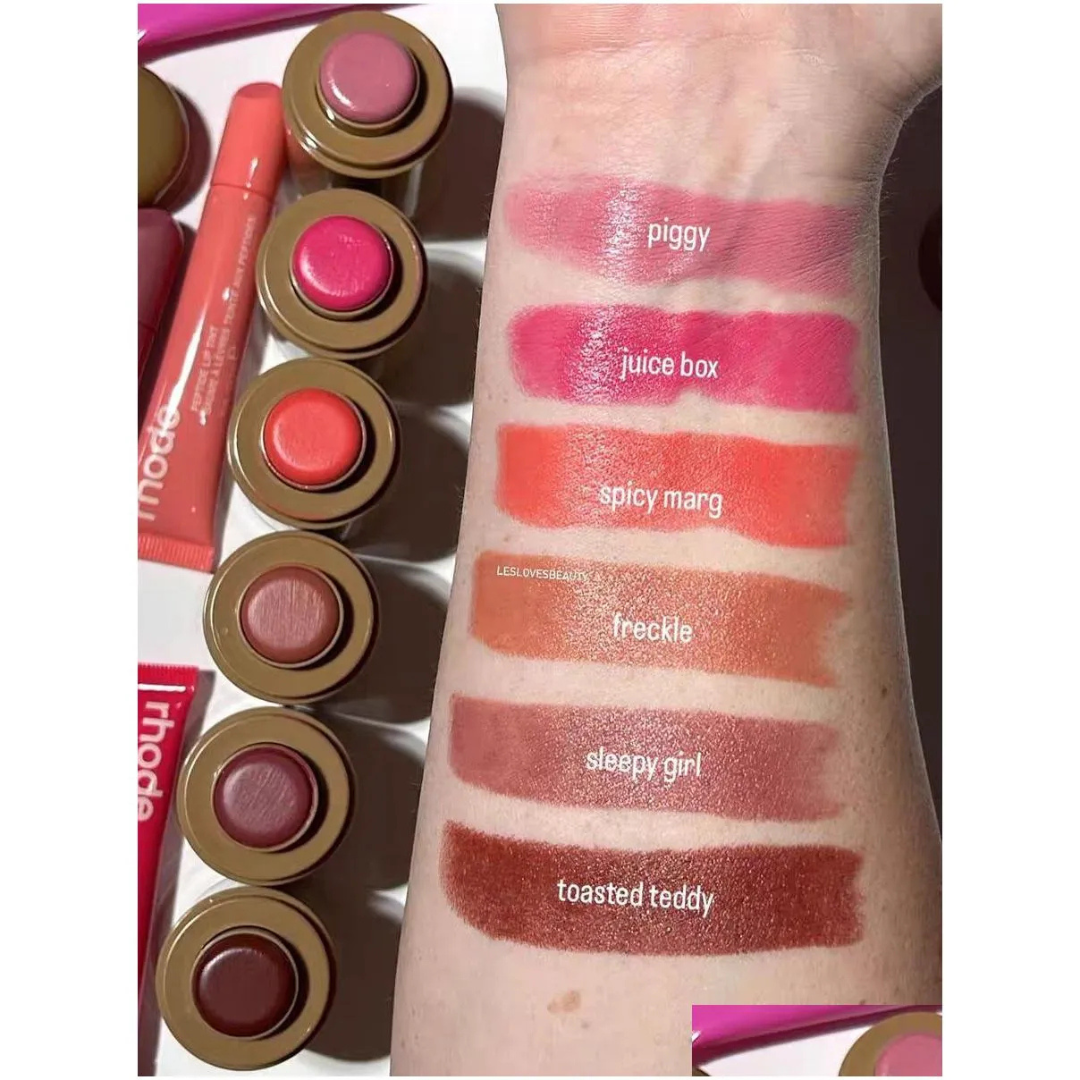 Rhode Pocket blush